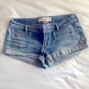 Hollister low rise Jean shorts